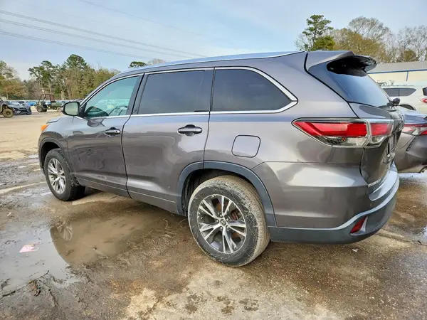 5TDKKRFH3GS144492 2016 TOYOTA HIGHLANDER - Image 2