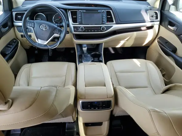 5TDKKRFH3GS145366 2016 TOYOTA HIGHLANDER - Image 8