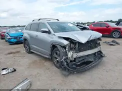 5TDKKRFH3GS146873 2016 TOYOTA HIGHLANDER