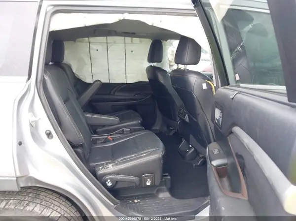 5TDKKRFH3GS146873 2016 TOYOTA HIGHLANDER - Image 8