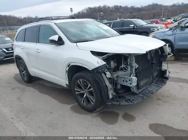 5TDKKRFH3GS153709 2016 TOYOTA HIGHLANDER - Image 1