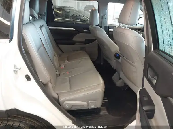 5TDKKRFH3GS153709 2016 TOYOTA HIGHLANDER - Image 8