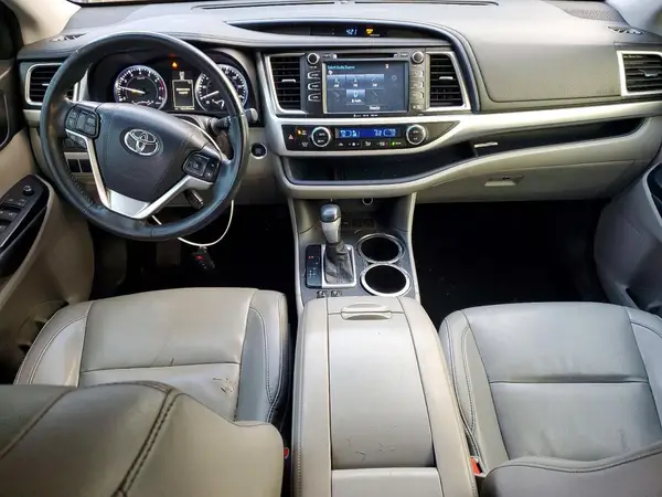 5TDKKRFH3GS155489 2016 TOYOTA HIGHLANDER - Image 8
