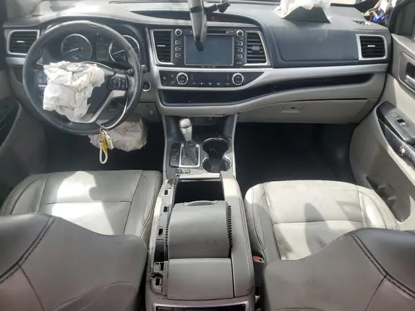 5TDKKRFH3GS155623 2016 TOYOTA HIGHLANDER - Image 8