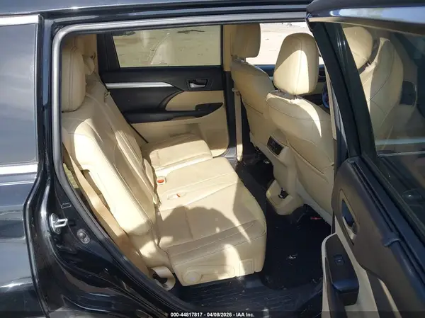 5TDKKRFH3GS155752 2016 TOYOTA HIGHLANDER - Image 8