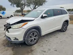 5TDKKRFH3GS157291 2016 TOYOTA HIGHLANDER