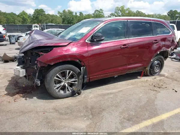 5TDKKRFH3GS171188 2016 TOYOTA HIGHLANDER - Image 2