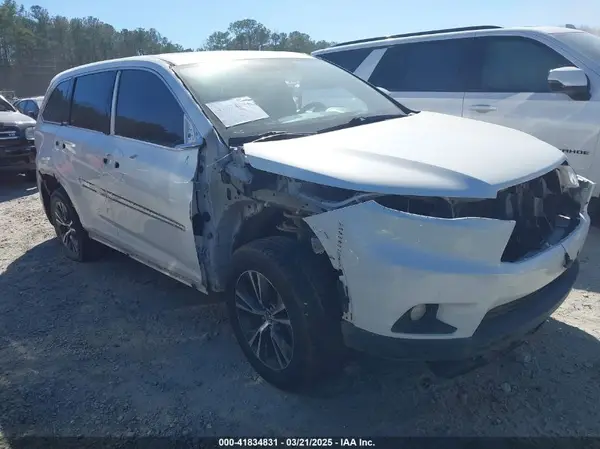 5TDKKRFH3GS180523 2016 TOYOTA HIGHLANDER - Image 1