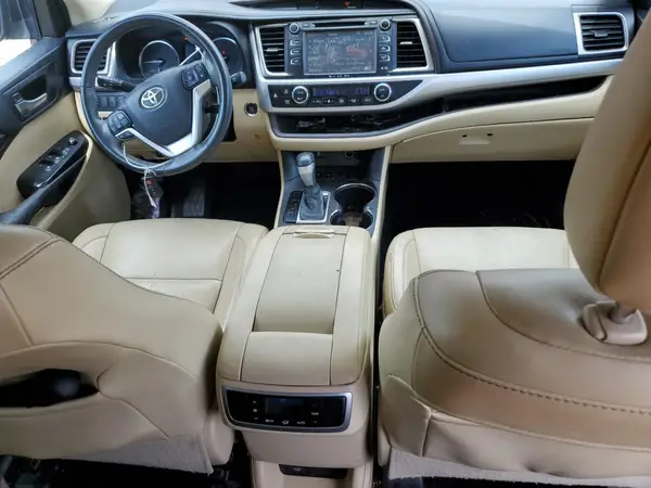 5TDKKRFH3GS186189 2016 TOYOTA HIGHLANDER - Image 8
