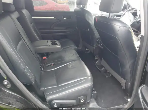 5TDKKRFH4GS131640 2016 TOYOTA HIGHLANDER - Image 8
