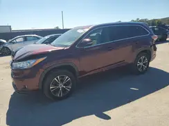 5TDKKRFH4GS132402 2016 TOYOTA HIGHLANDER
