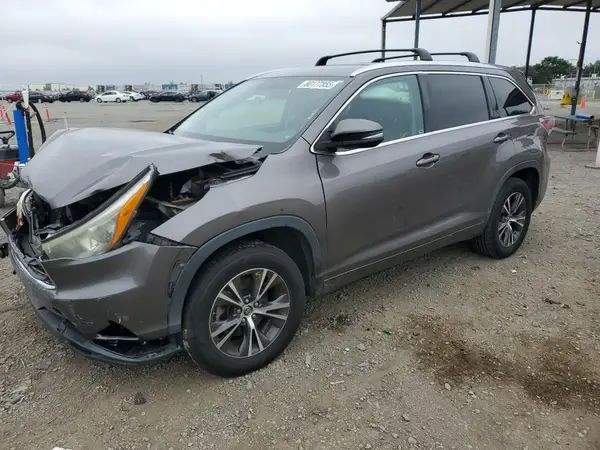 5TDKKRFH4GS136014 2016 TOYOTA HIGHLANDER - Image 1
