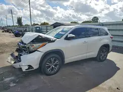 5TDKKRFH4GS136949 2016 TOYOTA HIGHLANDER