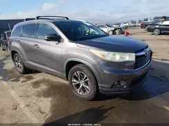 5TDKKRFH4GS142766 2016 TOYOTA HIGHLANDER