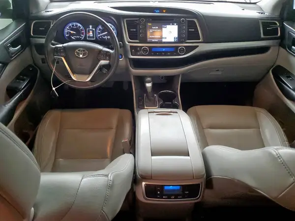 5TDKKRFH4GS145702 2016 TOYOTA HIGHLANDER - Image 8