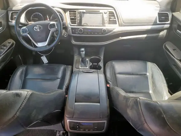 5TDKKRFH4GS158482 2016 TOYOTA HIGHLANDER - Image 8