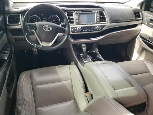 5TDKKRFH4GS177761 2016 TOYOTA HIGHLANDER - Image 8