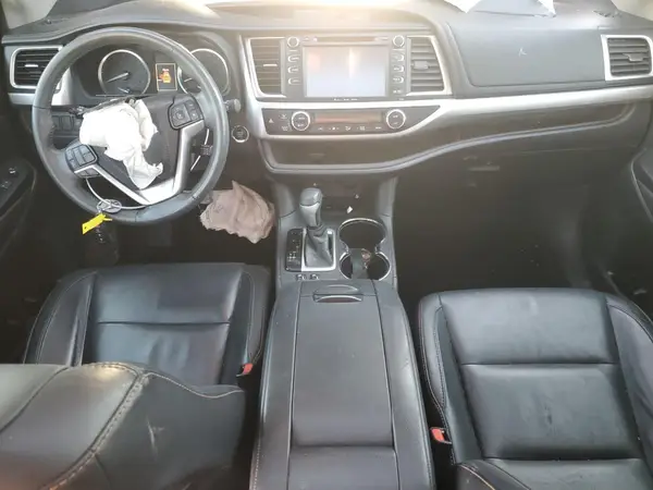 5TDKKRFH4GS183575 2016 TOYOTA HIGHLANDER - Image 8