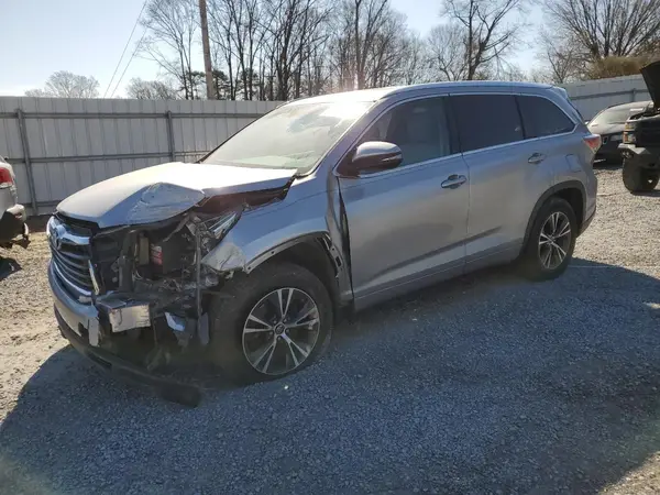 5TDKKRFH4GS501145 2016 TOYOTA HIGHLANDER - Image 1