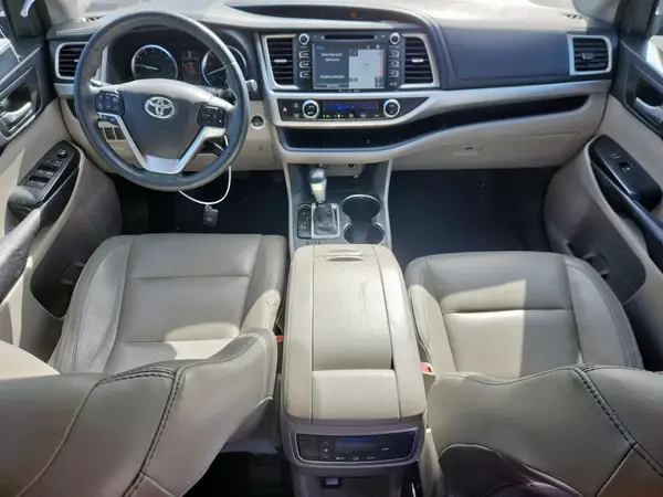 5TDKKRFH4GS503087 2016 TOYOTA HIGHLANDER - Image 8