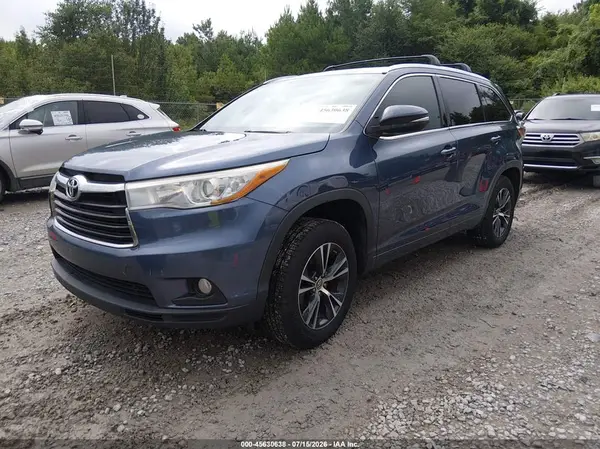 5TDKKRFH5GS127998 2016 TOYOTA HIGHLANDER - Image 2