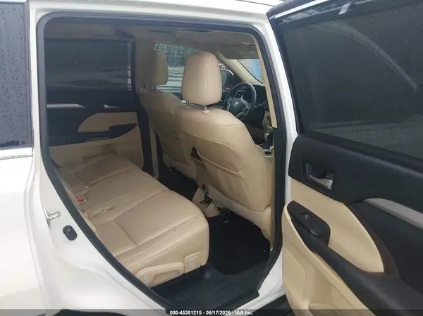 5TDKKRFH5GS129153 2016 TOYOTA HIGHLANDER - Image 8