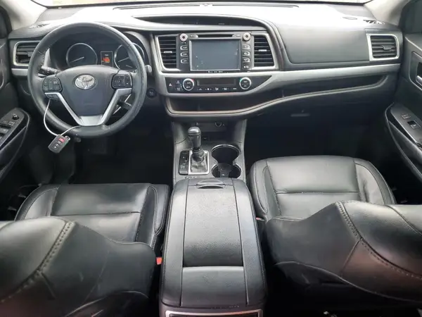 5TDKKRFH5GS136491 2016 TOYOTA HIGHLANDER - Image 8