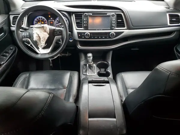 5TDKKRFH5GS138743 2016 TOYOTA HIGHLANDER - Image 8