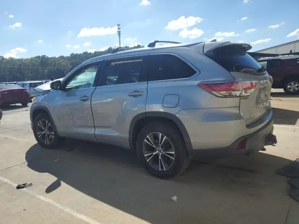 5TDKKRFH5GS144378 2016 TOYOTA HIGHLANDER - Image 2