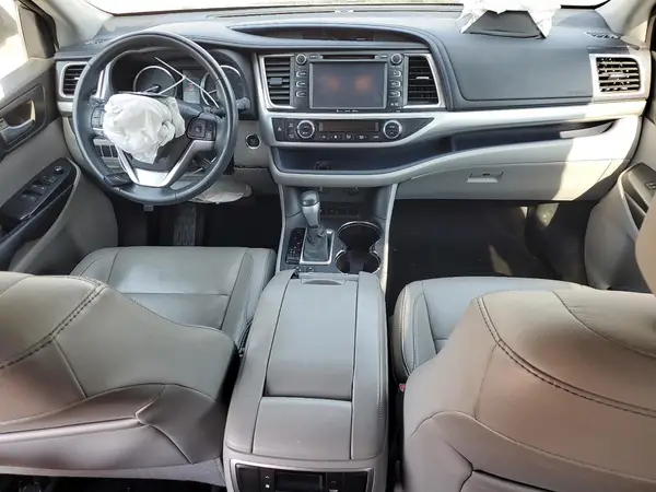 5TDKKRFH5GS170530 2016 TOYOTA HIGHLANDER - Image 8