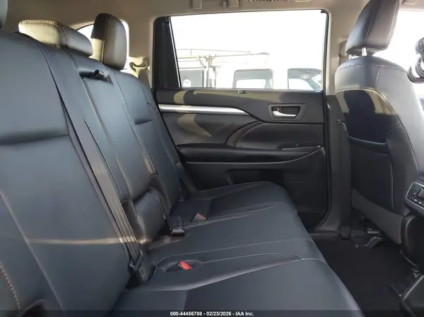 5TDKKRFH5GS179499 2016 TOYOTA HIGHLANDER - Image 8