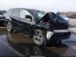 5TDKKRFH5GS501123 2016 TOYOTA HIGHLANDER