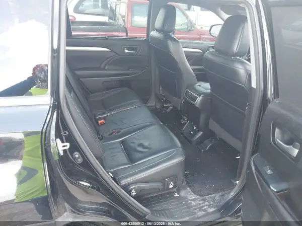 5TDKKRFH5GS501364 2016 TOYOTA HIGHLANDER - Image 8