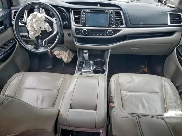 5TDKKRFH5GS502210 2016 TOYOTA HIGHLANDER - Image 8