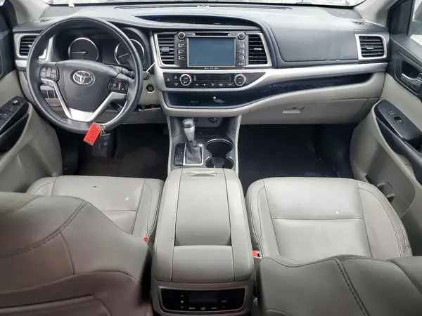 5TDKKRFH5GS502336 2016 TOYOTA HIGHLANDER - Image 8