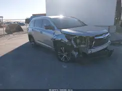 5TDKKRFH5GS502529 2016 TOYOTA HIGHLANDER