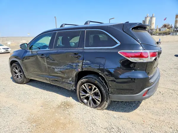 5TDKKRFH5GS504099 2016 TOYOTA HIGHLANDER - Image 2