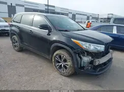 5TDKKRFH5GS504748 2016 TOYOTA HIGHLANDER