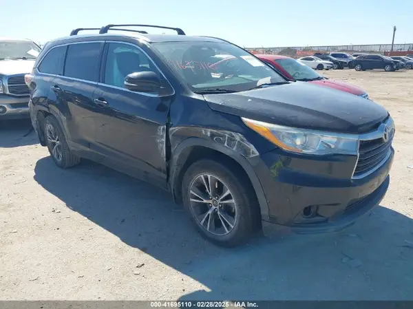 5TDKKRFH5GS505642 2016 TOYOTA HIGHLANDER - Image 1