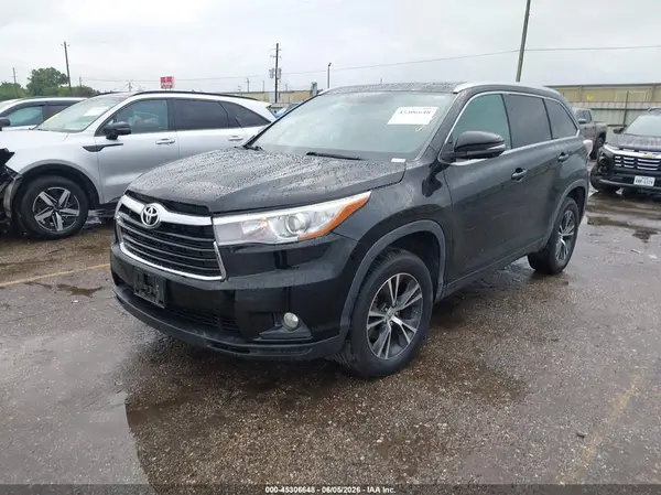 5TDKKRFH6GS121353 2016 TOYOTA HIGHLANDER - Image 2