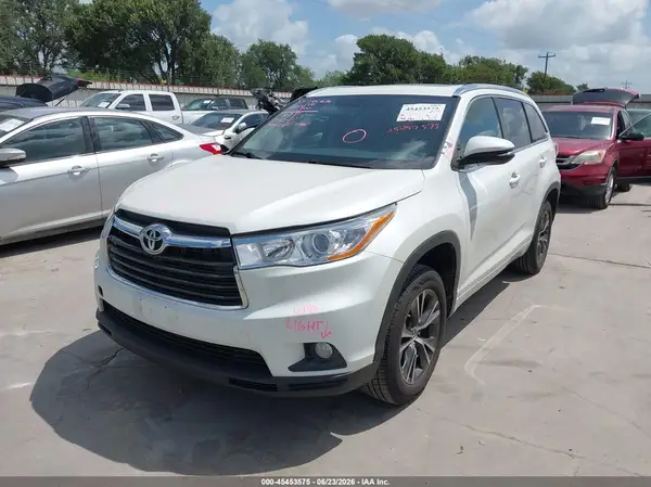 5TDKKRFH6GS127511 2016 TOYOTA HIGHLANDER - Image 2