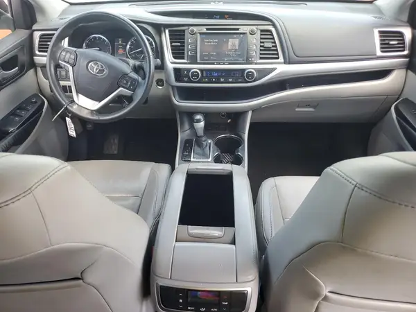 5TDKKRFH6GS127573 2016 TOYOTA HIGHLANDER - Image 8