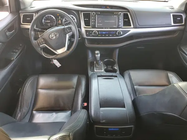 5TDKKRFH6GS131302 2016 TOYOTA HIGHLANDER - Image 8