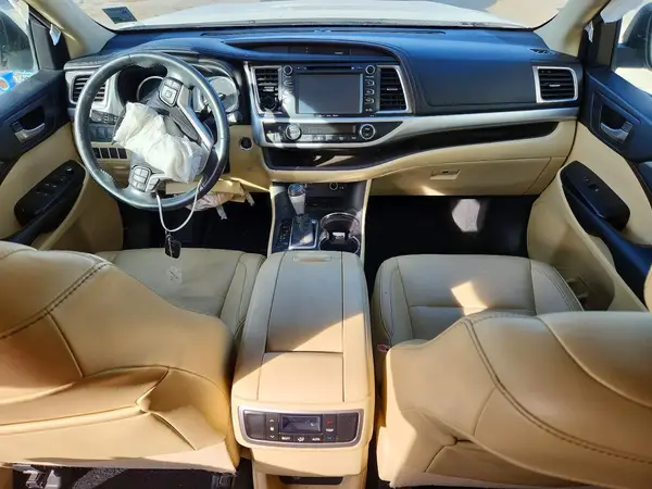 5TDKKRFH6GS136287 2016 TOYOTA HIGHLANDER - Image 8