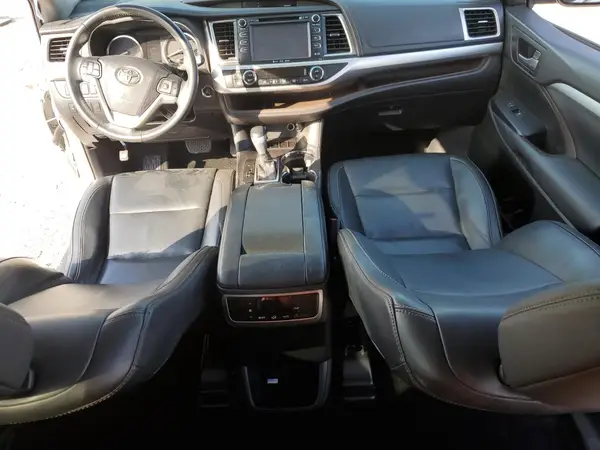 5TDKKRFH6GS144261 2016 TOYOTA HIGHLANDER - Image 8