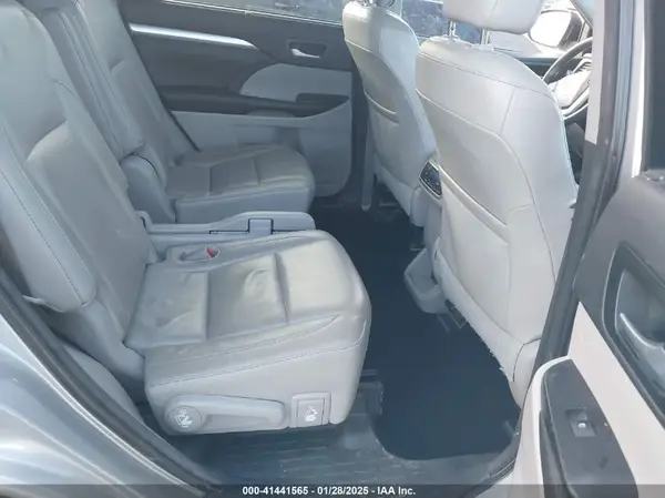 5TDKKRFH6GS144793 2016 TOYOTA HIGHLANDER - Image 8