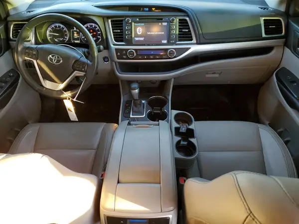 5TDKKRFH6GS147225 2016 TOYOTA HIGHLANDER - Image 8