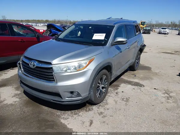 5TDKKRFH6GS151033 2016 TOYOTA HIGHLANDER - Image 2
