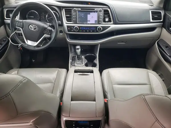 5TDKKRFH6GS161450 2016 TOYOTA HIGHLANDER - Image 8