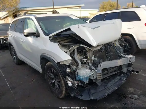 5TDKKRFH6GS161724 2016 TOYOTA HIGHLANDER - Image 1
